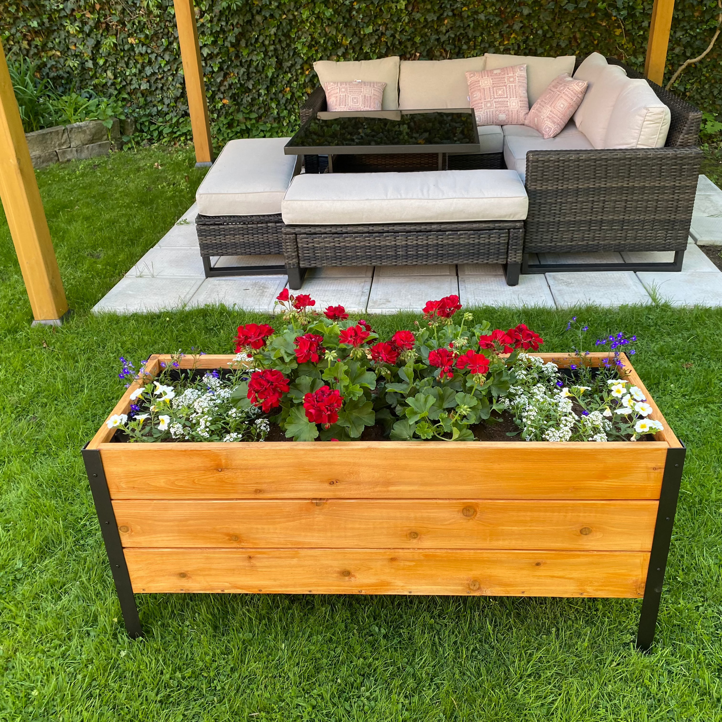 4 ft L × 1.5 ft W × 2 ft H Elevated Cedar Planter Box